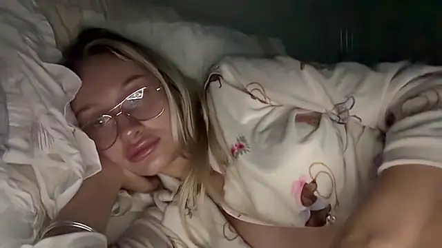 blondebandit07 – Live XXX-chat