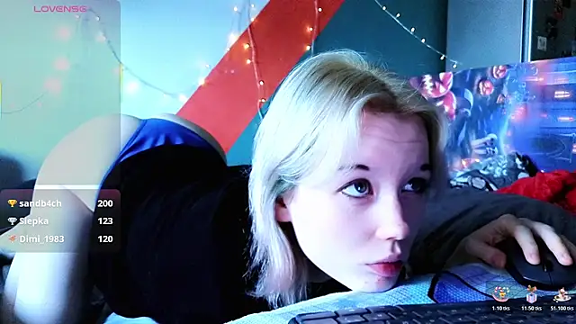 Kiara_Age Chat XXX in diretta