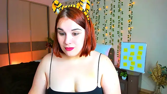 OliviaTwens Adlı Modelin Canlı XXX Sohbeti