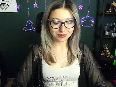 loveHeidi's Live XXX Chat