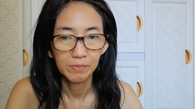 XXX chat uživo modela ClitGodess