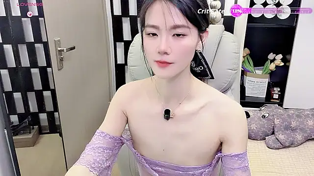 Yueyue-MM - 肉棒塞入内裤摩擦妹妹1分钟蹭蹭