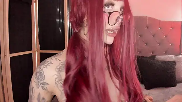 XXX chat uživo modela Scarbadgirl_
