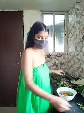 Erotic-Girl: διαδικτυακό σόου στην κάμερα