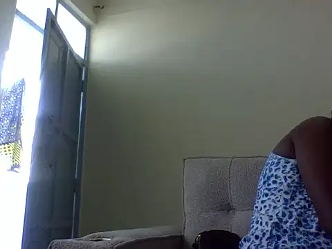 sandrabla 라이브 XXX 채팅