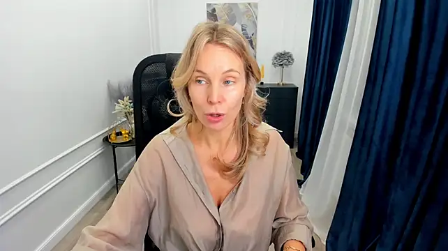 Sinty_Devis' Live XXX Chat
