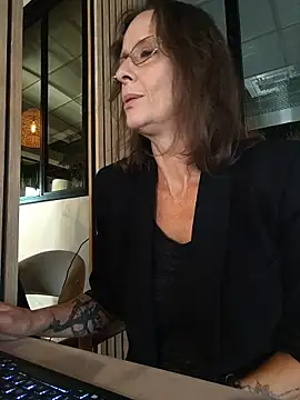Sacha_Scorp - Flash chatte