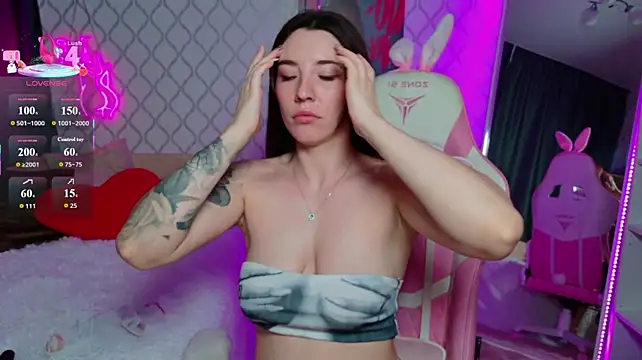 Curious_Lily Live XXX-Chat