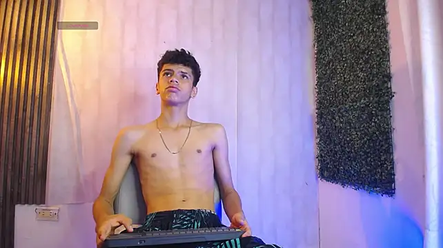 Онлайн чат XXX JuniorPrinceMorris
