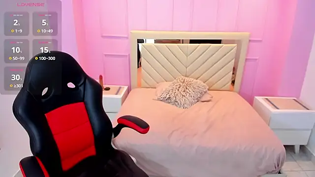 Angelinemore - Saliva in my boobs 🥵👅💧