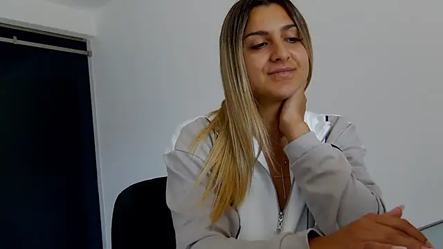 NicolePlay 라이브 XXX 채팅
