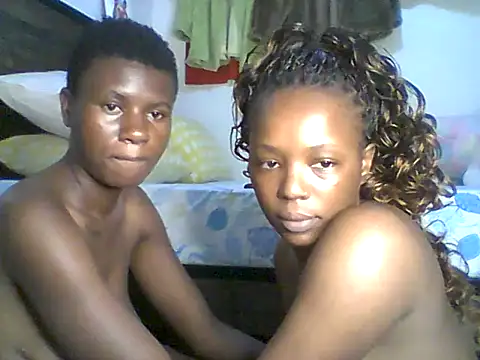 Ladysweetness23's Live XXX Chat