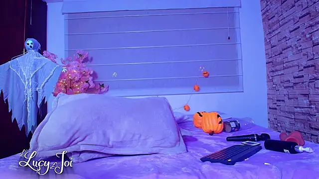 Lucyjoi - spit out the vagina 💕