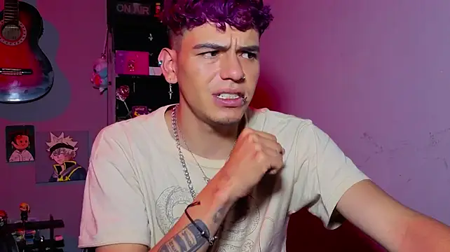 Show de MikeyKuro na webcam
