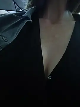 Chat +18 de TopsyWilde ao vivo