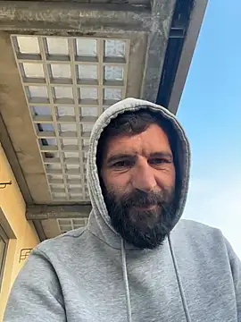 Michel_huge Adlı Modelin Canlı XXX Sohbeti
