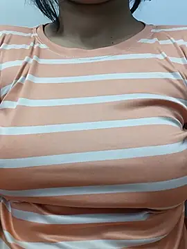 PUNAM456's Live XXX Chat