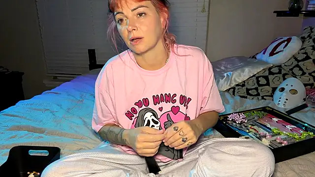MarlaFknSinger - Bite my nips