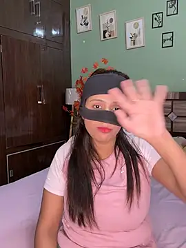 Model_bhabhi_couple's Live XXX Chat