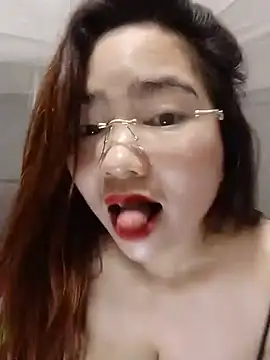 Chat XXX Live Dan-chi