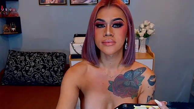 Chat XXX en directo de StellaStrong30