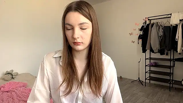 JuleCawood Adlı Modelin Canlı XXX Sohbeti