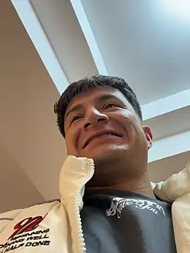 Živý XXX chat Hassbyd