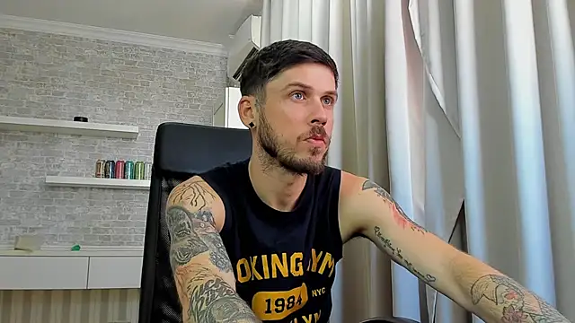 JonahShaw live XXX chat