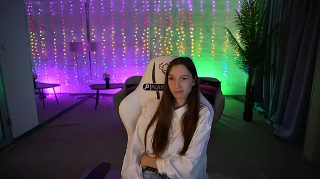 Ruby_054 élő XXX-chatje