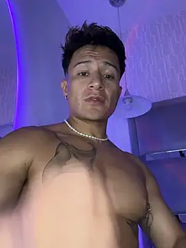 Hassbyd's Live XXX Chat