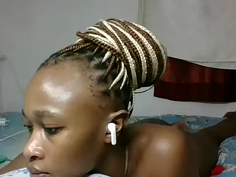 Choco_petite2 XXX чат на живо