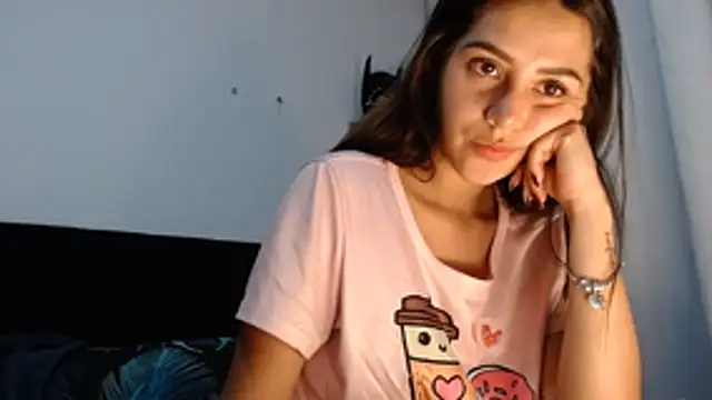 Channel-rose1 - suck dildo