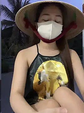 My_Melodyy - Make me cum pussy in public garden 🪴😈