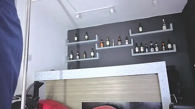 XXX chat uživo modela Hunter_master