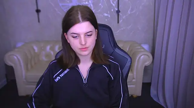 KristiFoxy's Live XXX Chat