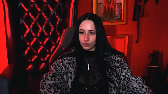 MonicaLowes' Live XXX Chat