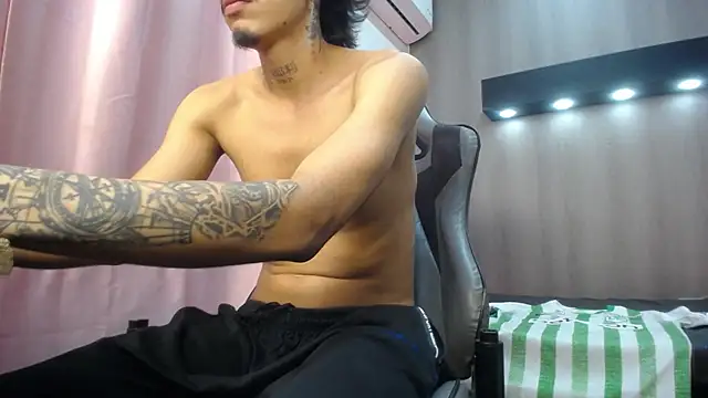 Tayson_Hot live XXX chat