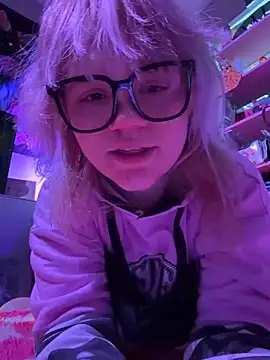 Cutiepiespanks Chat XXX in diretta