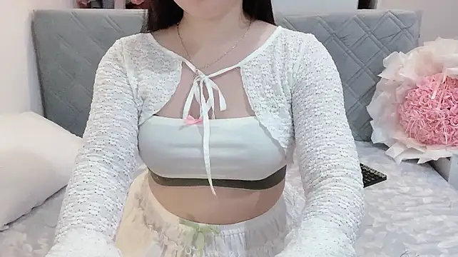 Funikio - finger in wet pussy