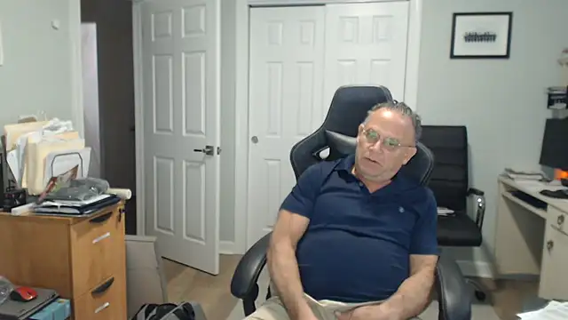 Živý XXX chat twopeopleinlove