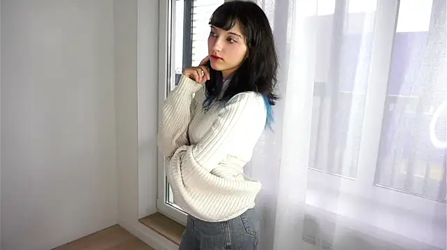 ShonaDevitis - Send first Kiss on Stripchat!