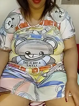 צ'אט XXX בשידור חי של DabdoubaXXX