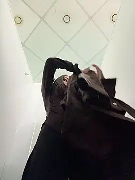 Trytomakememoam - 👀 Keep Watching Me