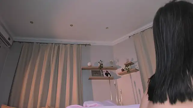 Lova_Rane - Touch pussy