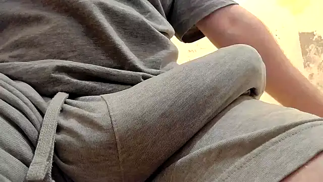 gae89tano Adlı Modelin Canlı XXX Sohbeti