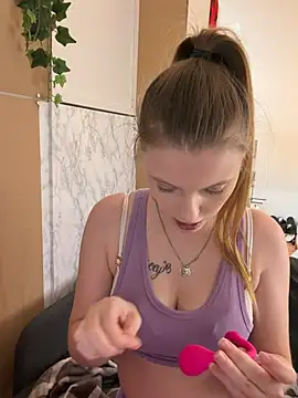 Skylar-Sweet - Gruppenshow Fickmaschine runde 1