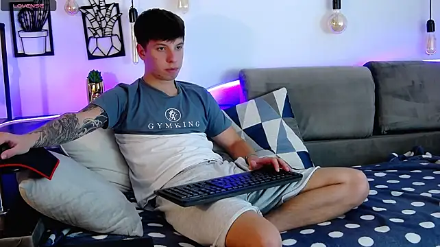 ThomasEdisonn – Naživo XXX chat
