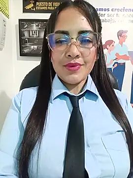 MAYE__13n Live XXX chat