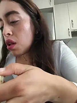 MissNyraSecret - Tits out in public in store