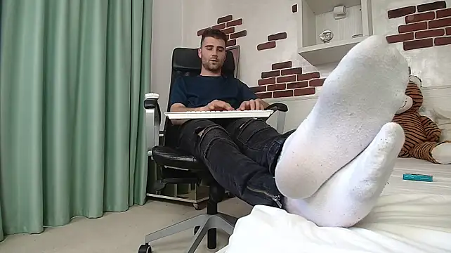KyloEast Live XXX-chat